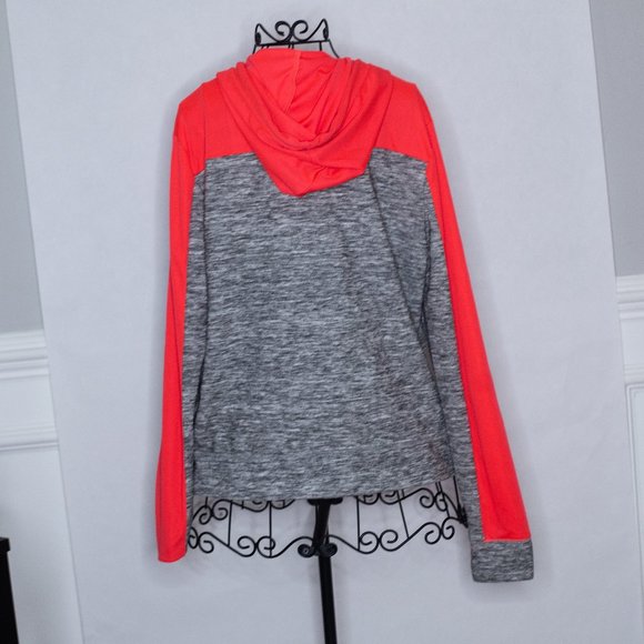 Nicki Minaj Size XLarge Hooded Style Jacket - Picture 2 of 9